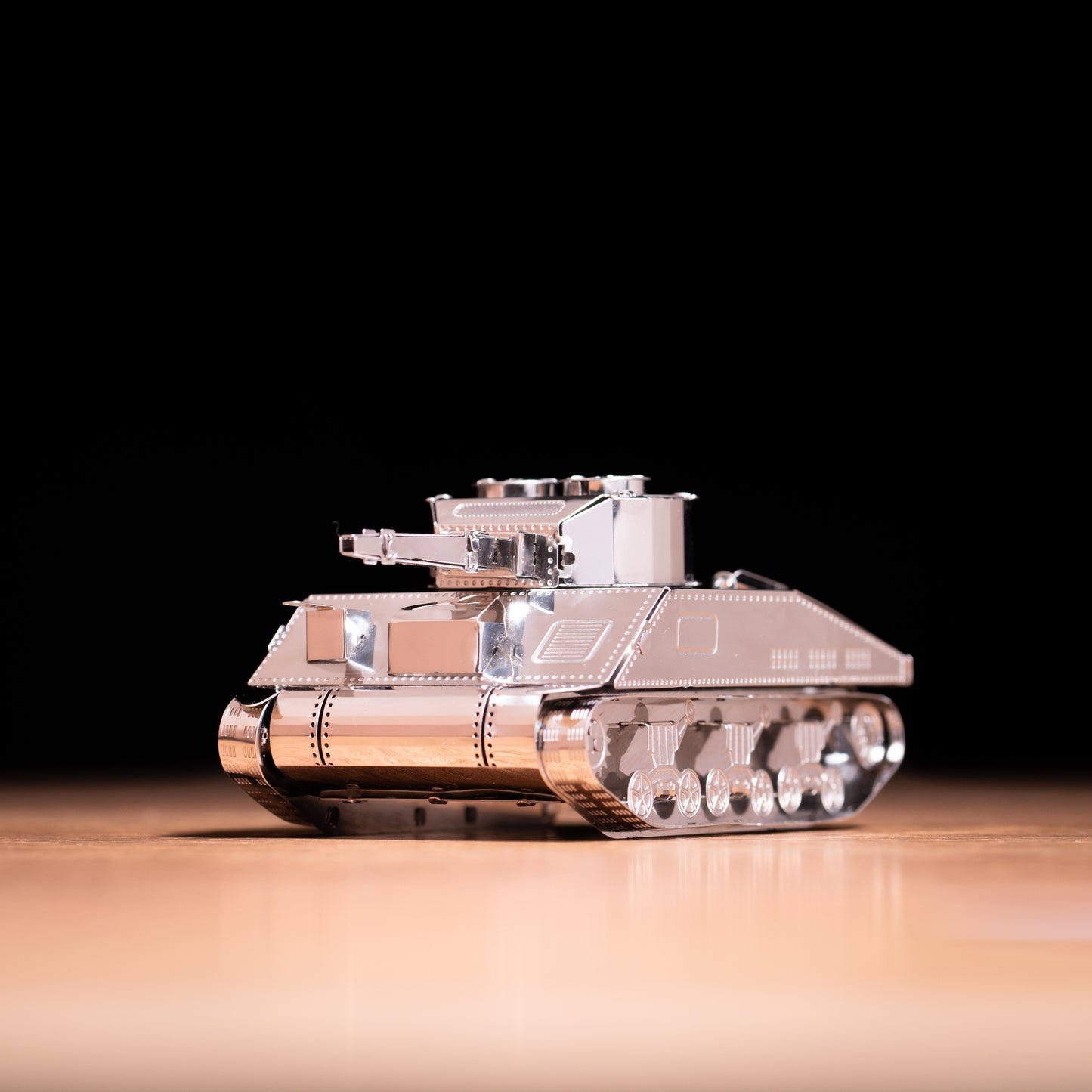 Metal Time - M4 Sherman Model Silver